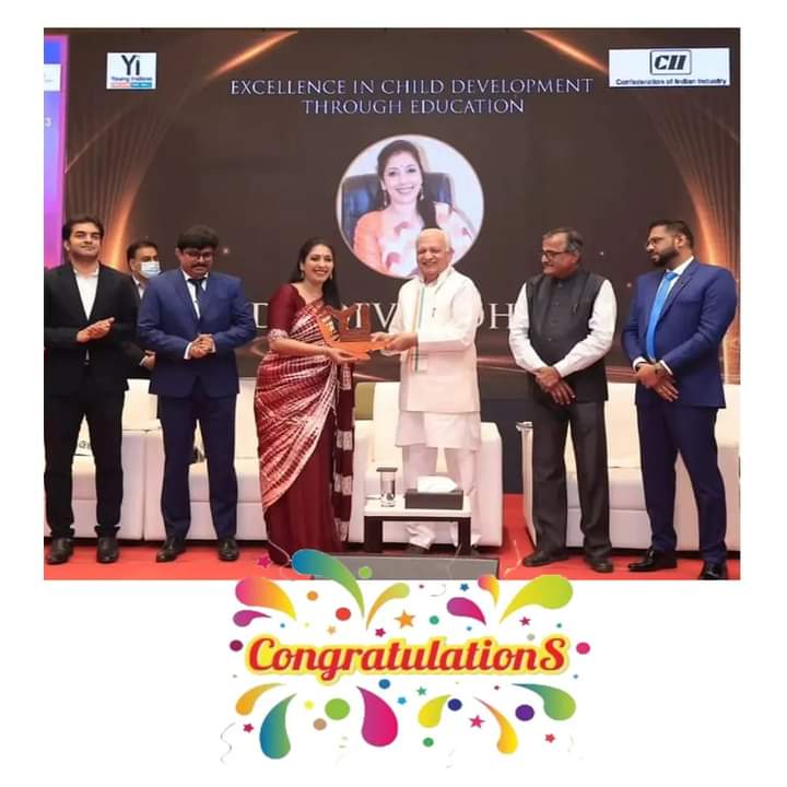 award-02
